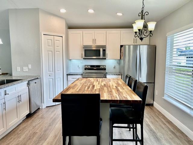 Image 4 of 29 For 898 Farrington Drive