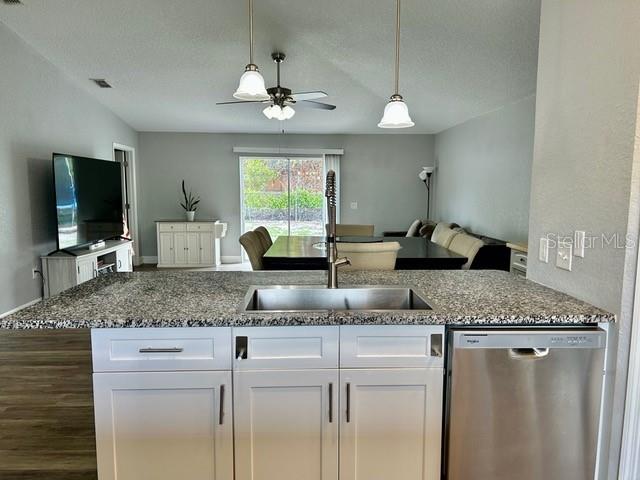 Image 6 of 29 For 898 Farrington Drive