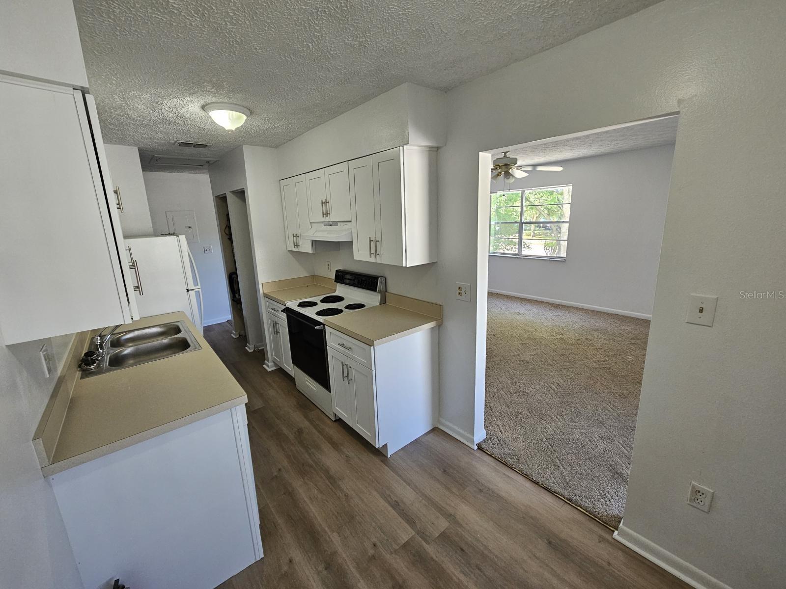 Image 3 of 18 For 2796 Curry Ford Road B