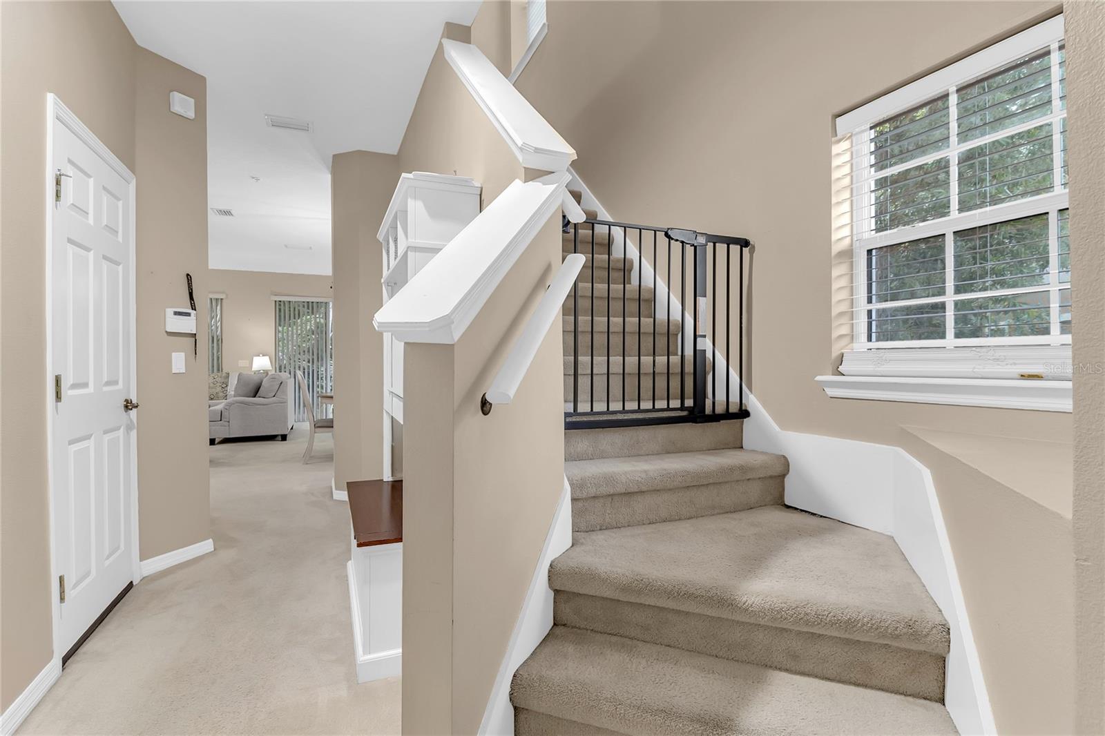 Image 7 of 37 For 572 Pinebranch Circle