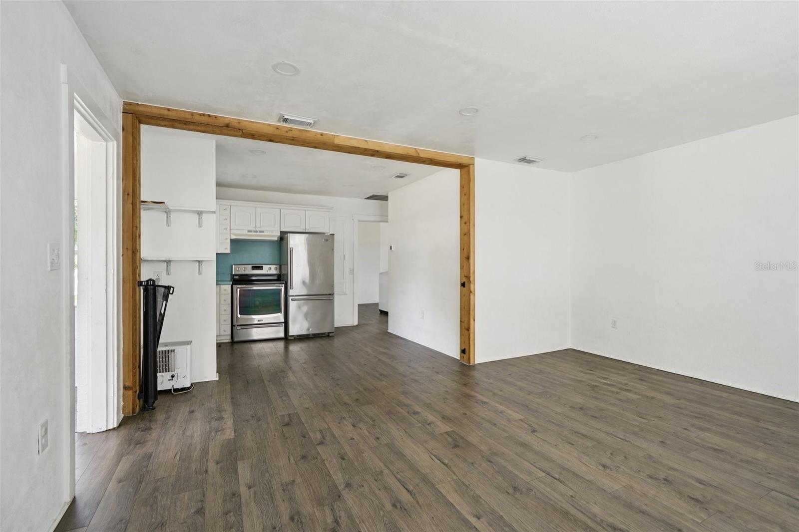 Image 8 of 26 For 12385 135th Court