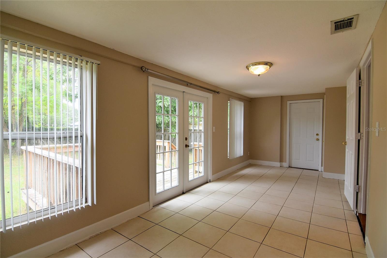 Image 19 of 23 For 3225 Palmer Street