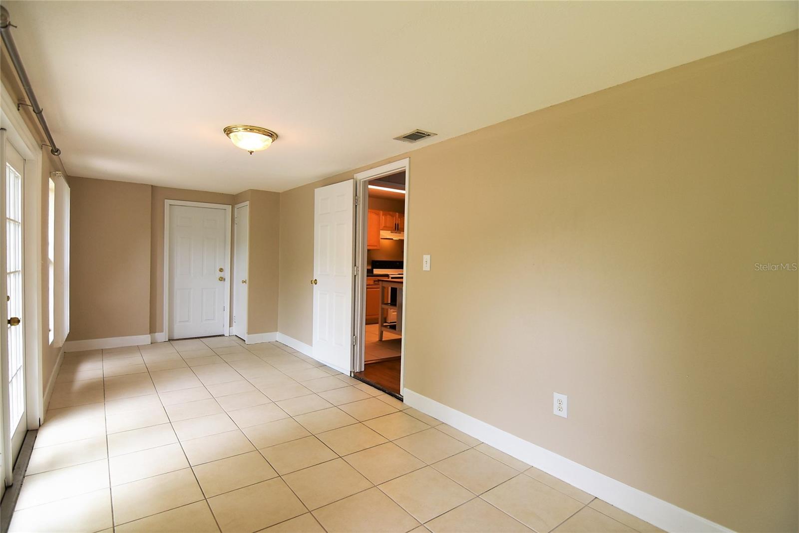 Image 20 of 23 For 3225 Palmer Street