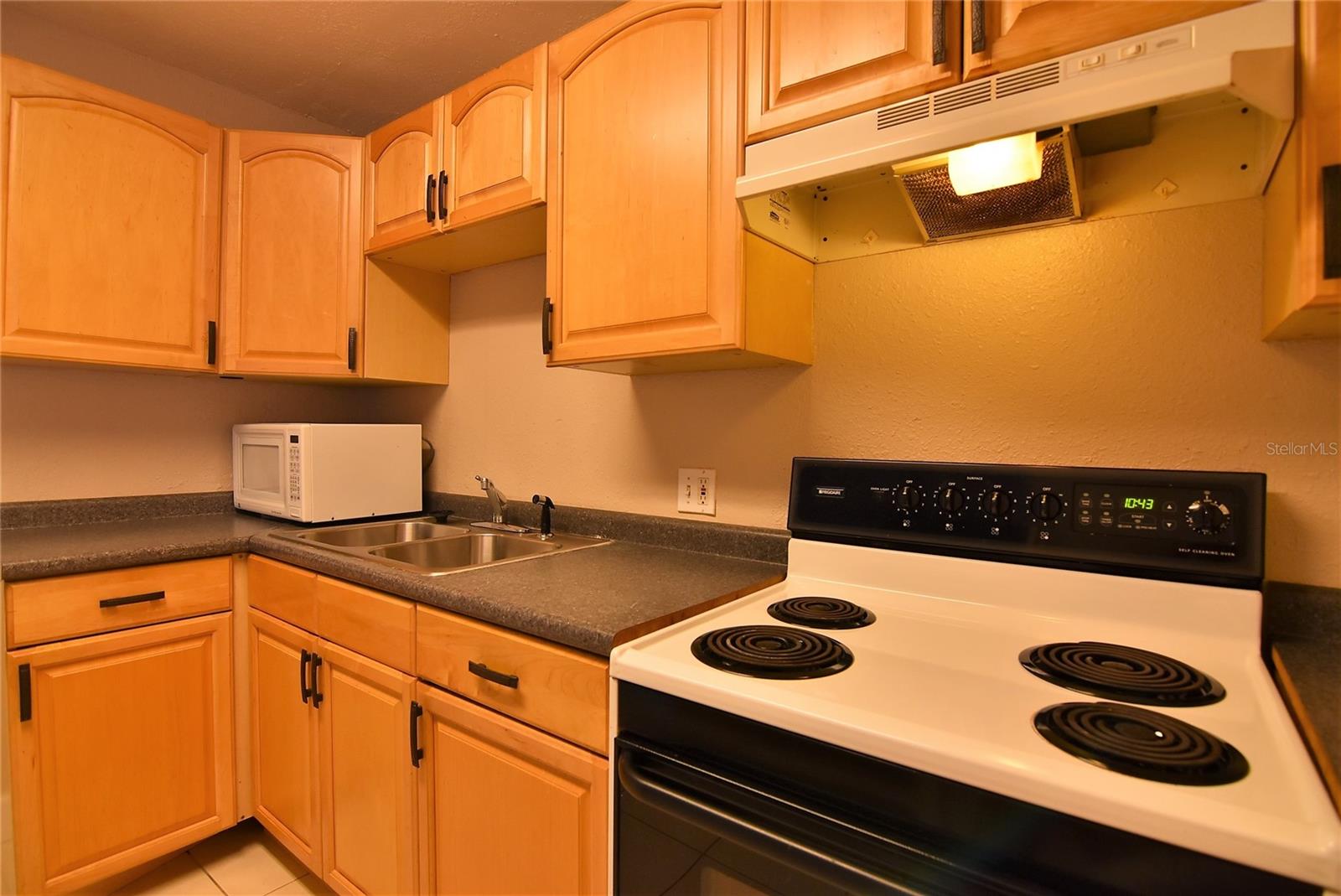 Image 8 of 23 For 3225 Palmer Street