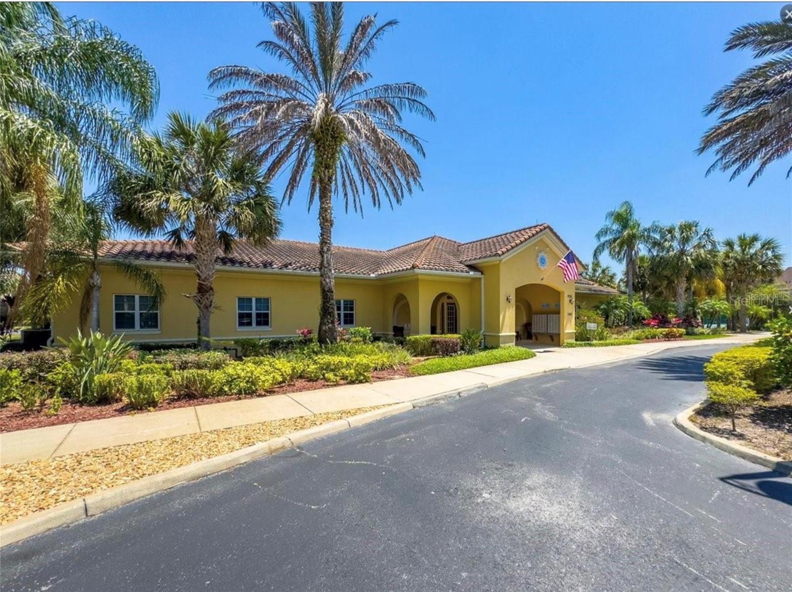 Image 19 of 28 For 2711 Oakwater Drive 116