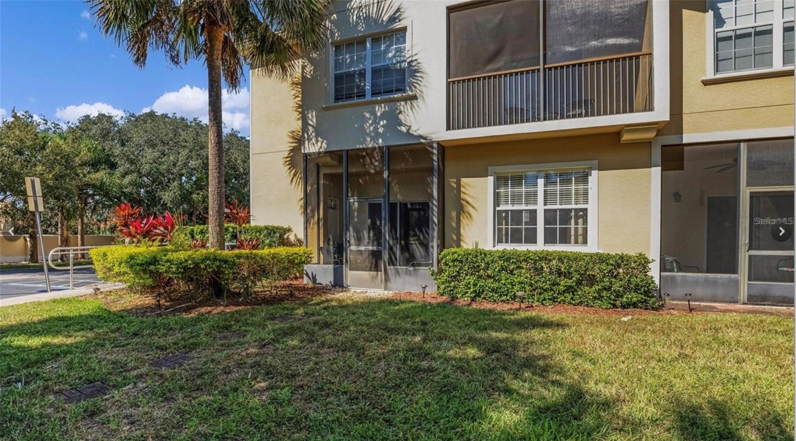 Image 21 of 28 For 2711 Oakwater Drive 116