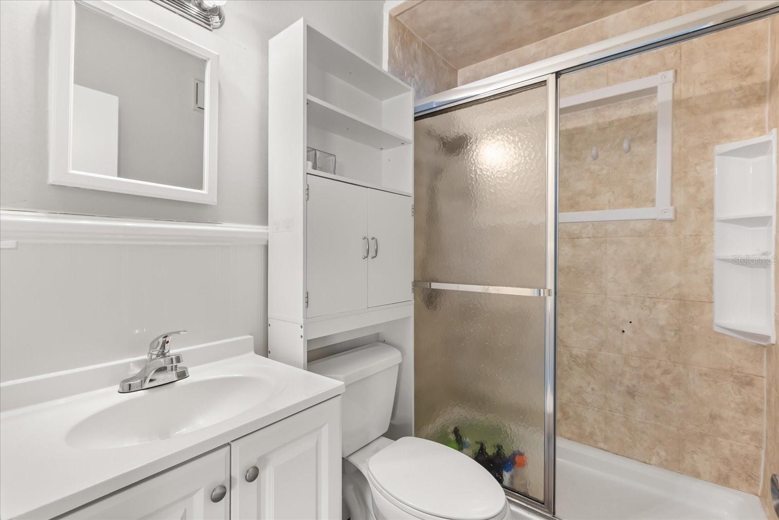 Image 19 of 35 For 609 Highland Street