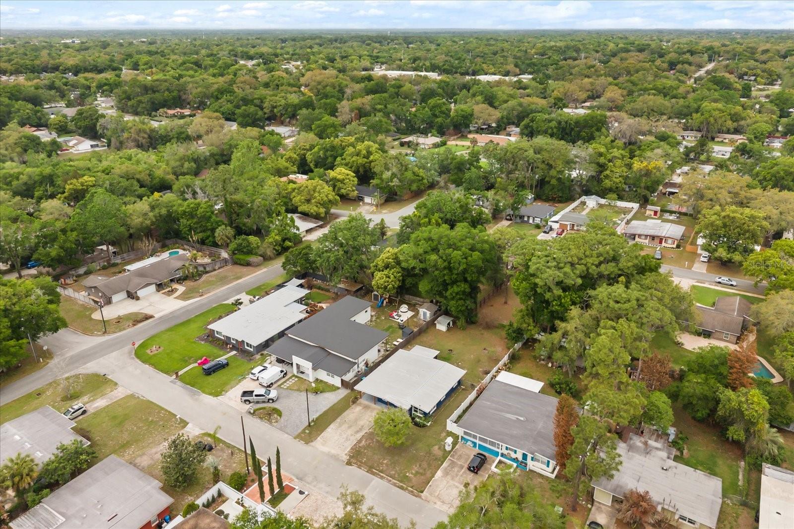 Image 29 of 35 For 609 Highland Street