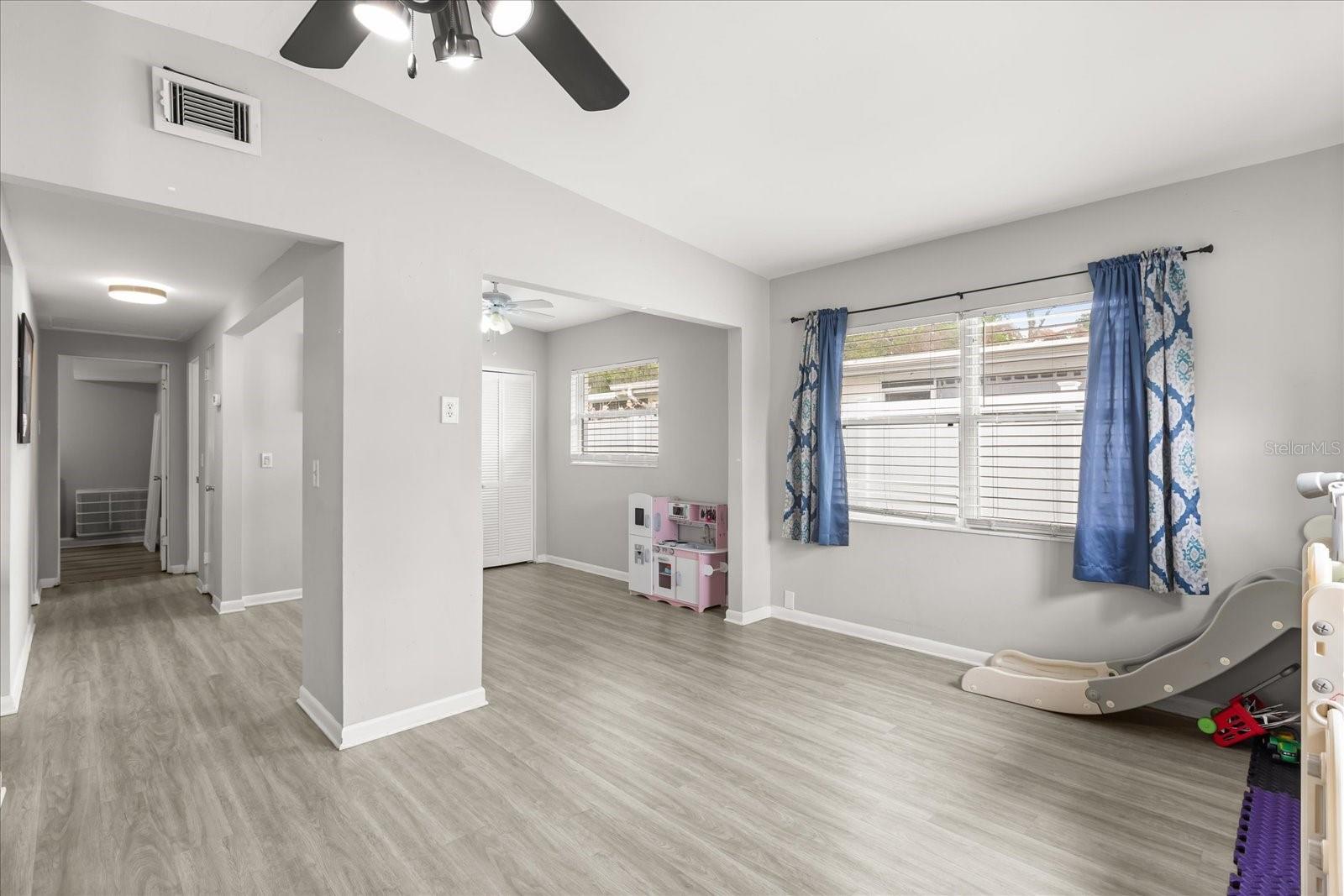 Image 6 of 35 For 609 Highland Street