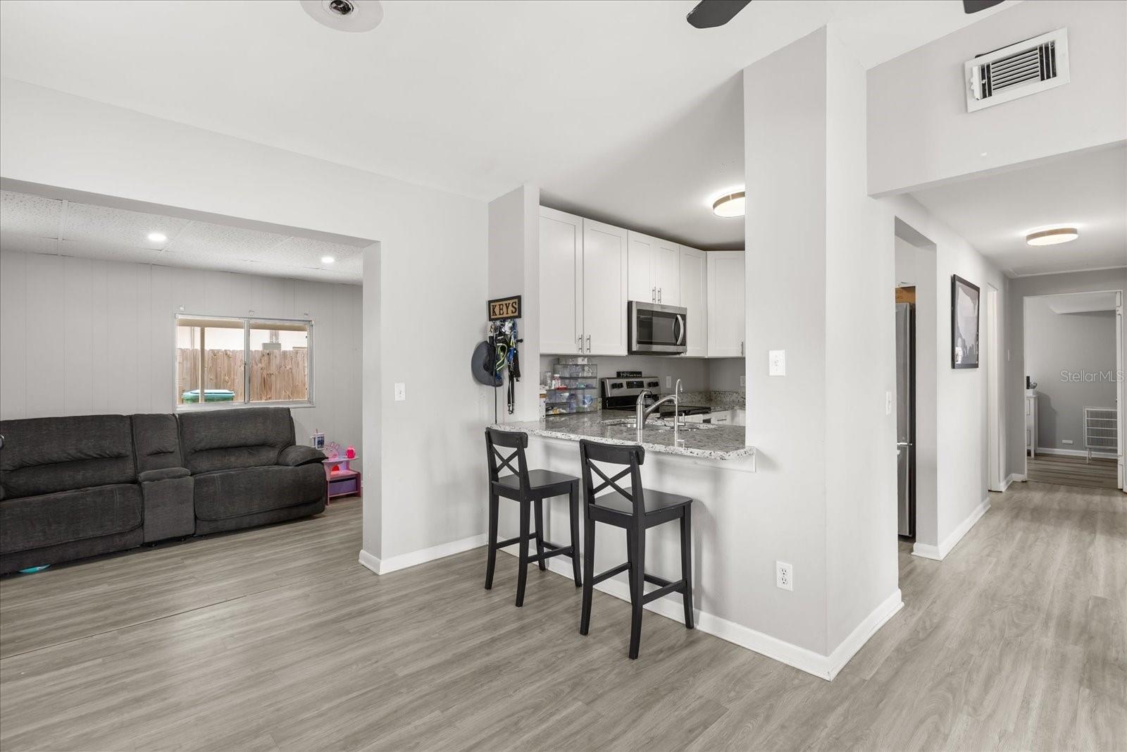 Image 7 of 35 For 609 Highland Street