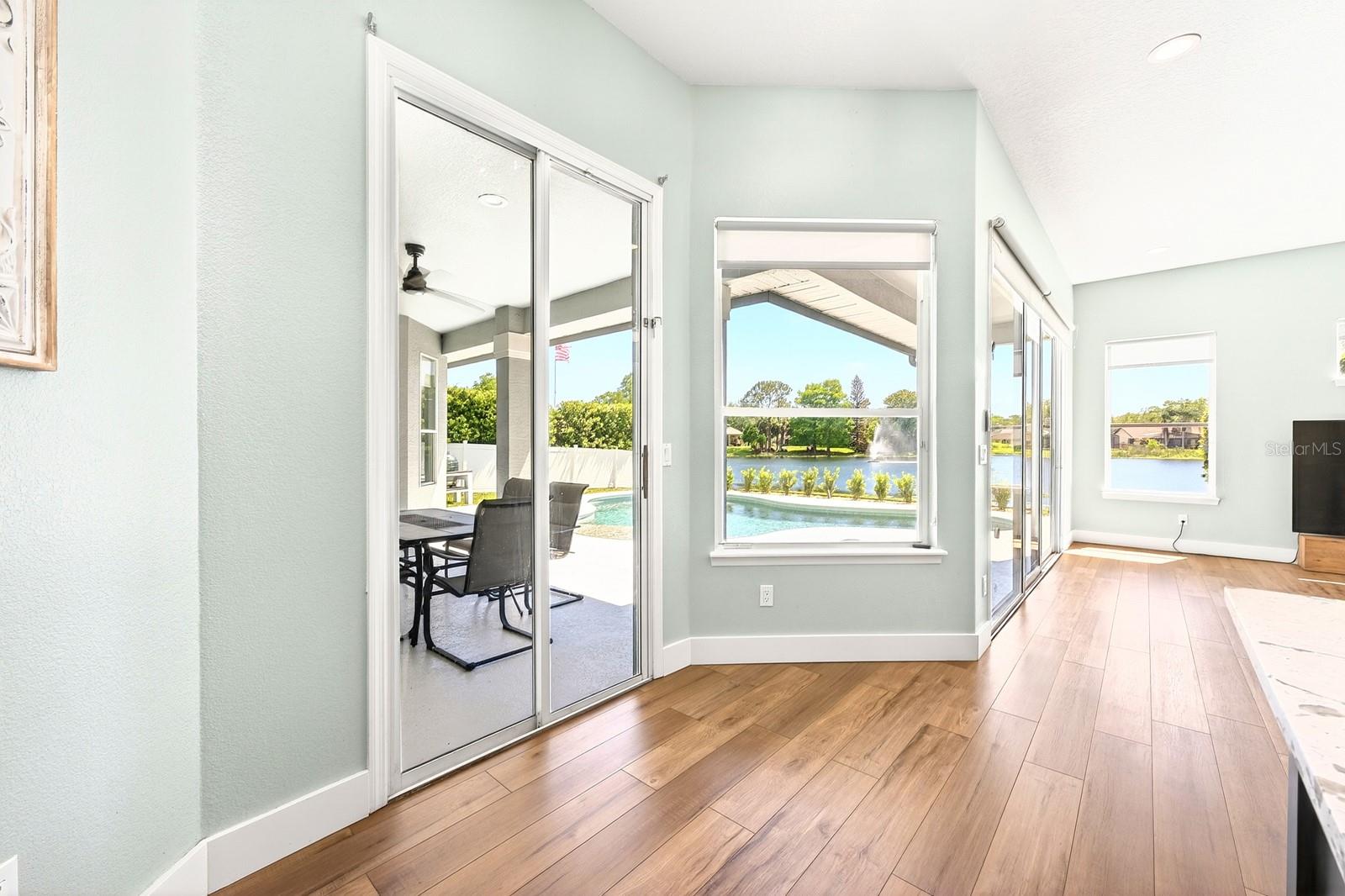 Image 11 of 38 For 1047 Willa Lake Circle