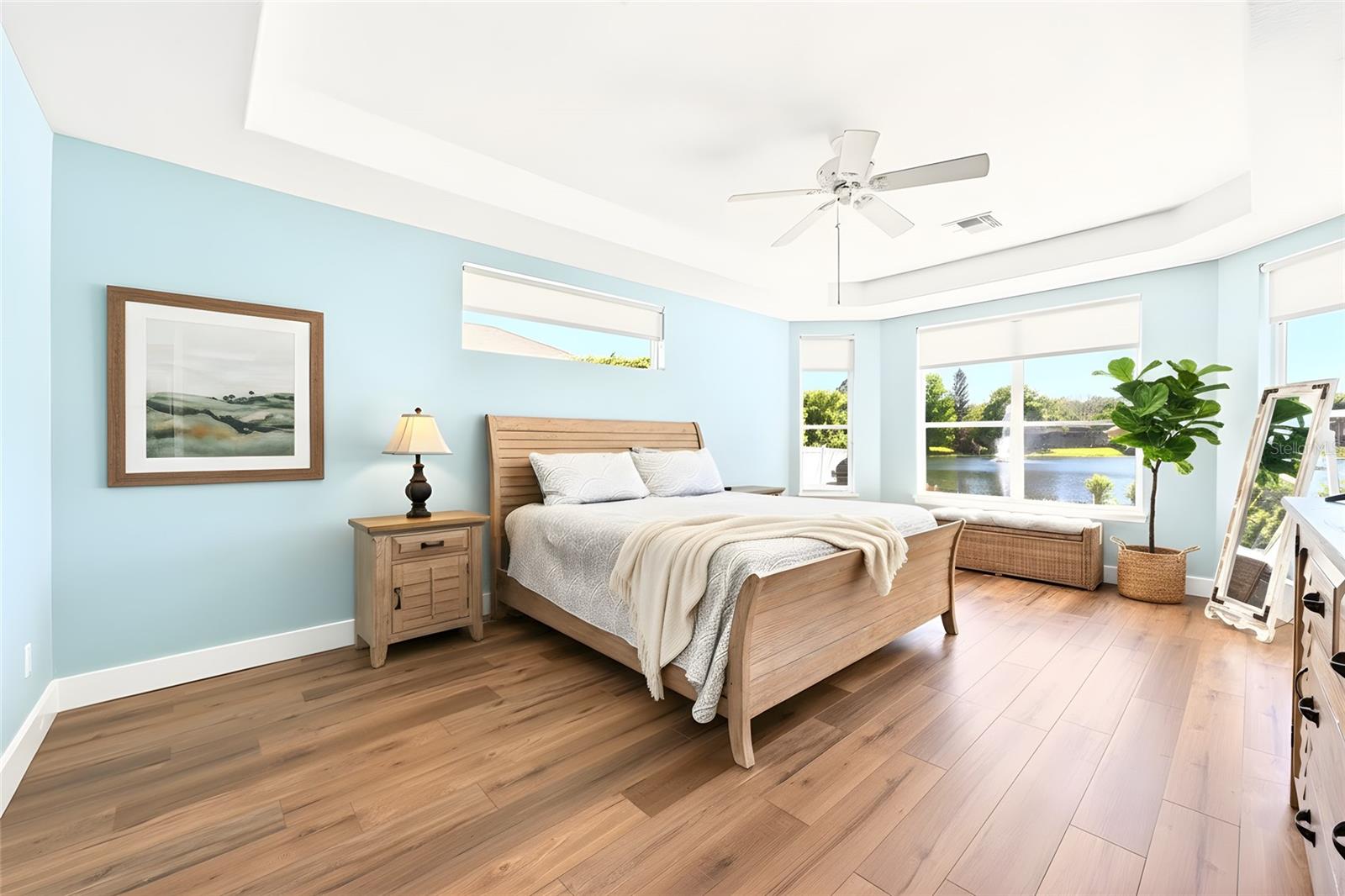 Image 14 of 38 For 1047 Willa Lake Circle