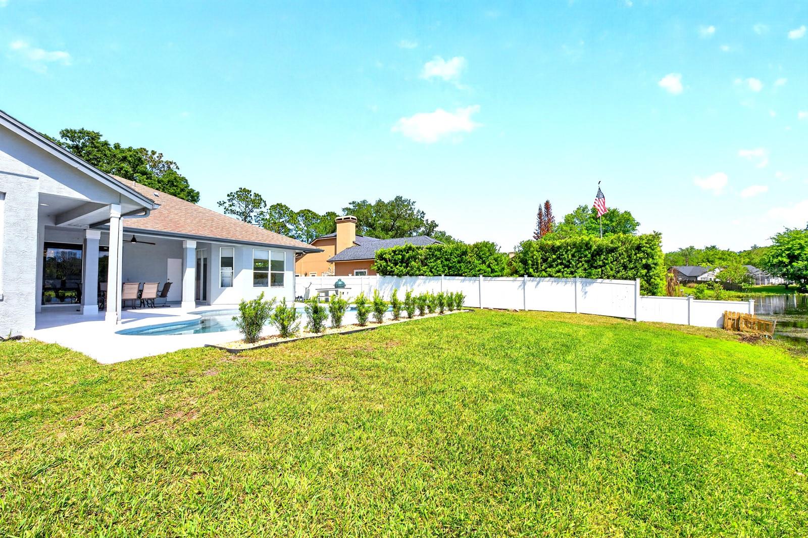 Image 29 of 38 For 1047 Willa Lake Circle