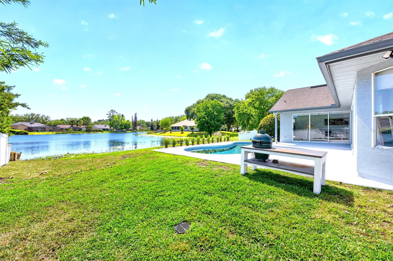 Image 3 of 38 For 1047 Willa Lake Circle