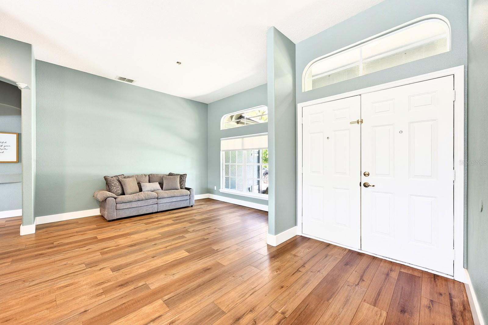 Image 36 of 38 For 1047 Willa Lake Circle