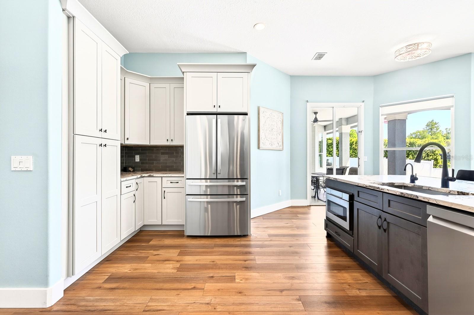 Image 6 of 38 For 1047 Willa Lake Circle