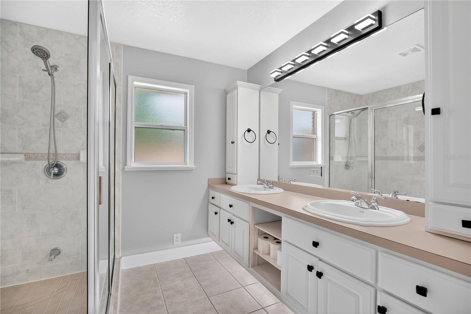 Image 18 of 33 For 1029 Glenwood Road