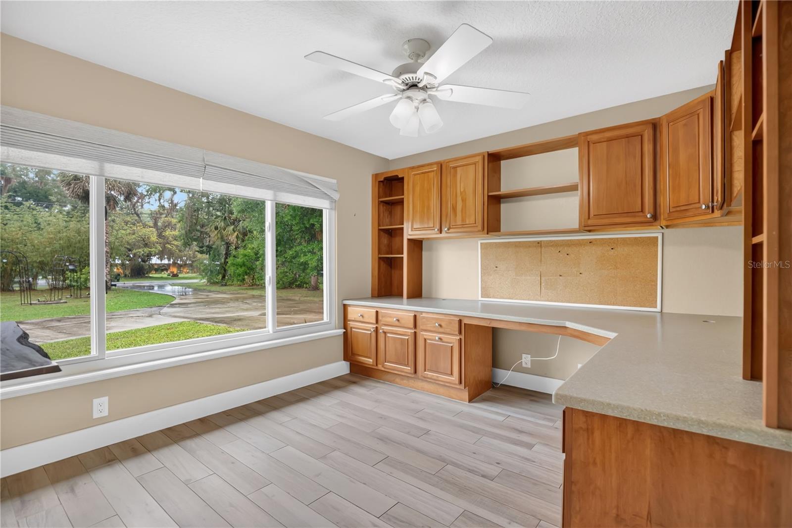 Image 22 of 33 For 1029 Glenwood Road