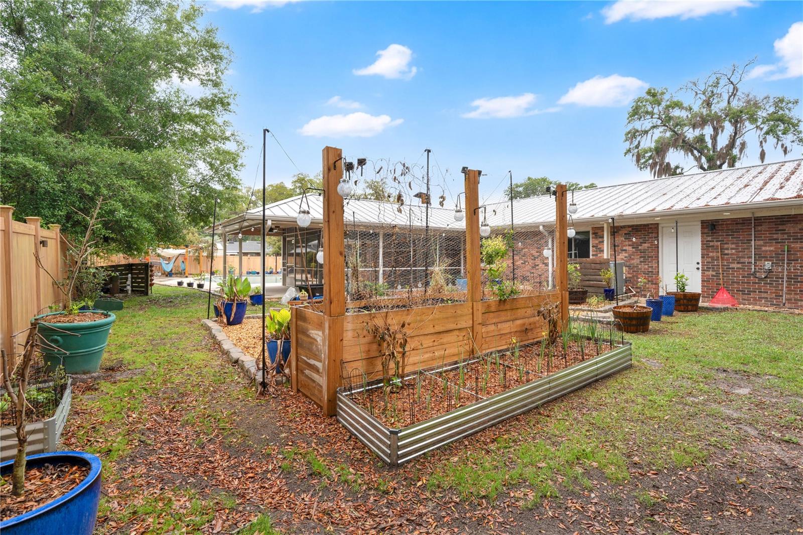 Image 32 of 33 For 1029 Glenwood Road