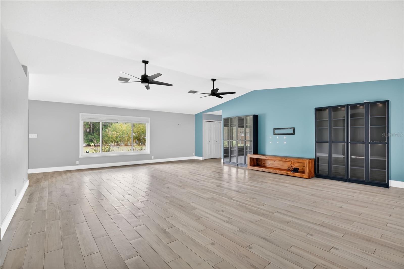 Image 5 of 33 For 1029 Glenwood Road