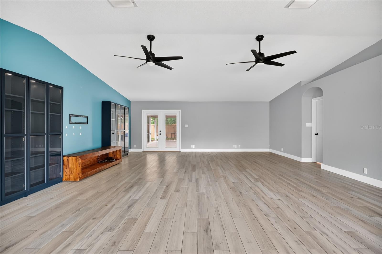 Image 6 of 33 For 1029 Glenwood Road