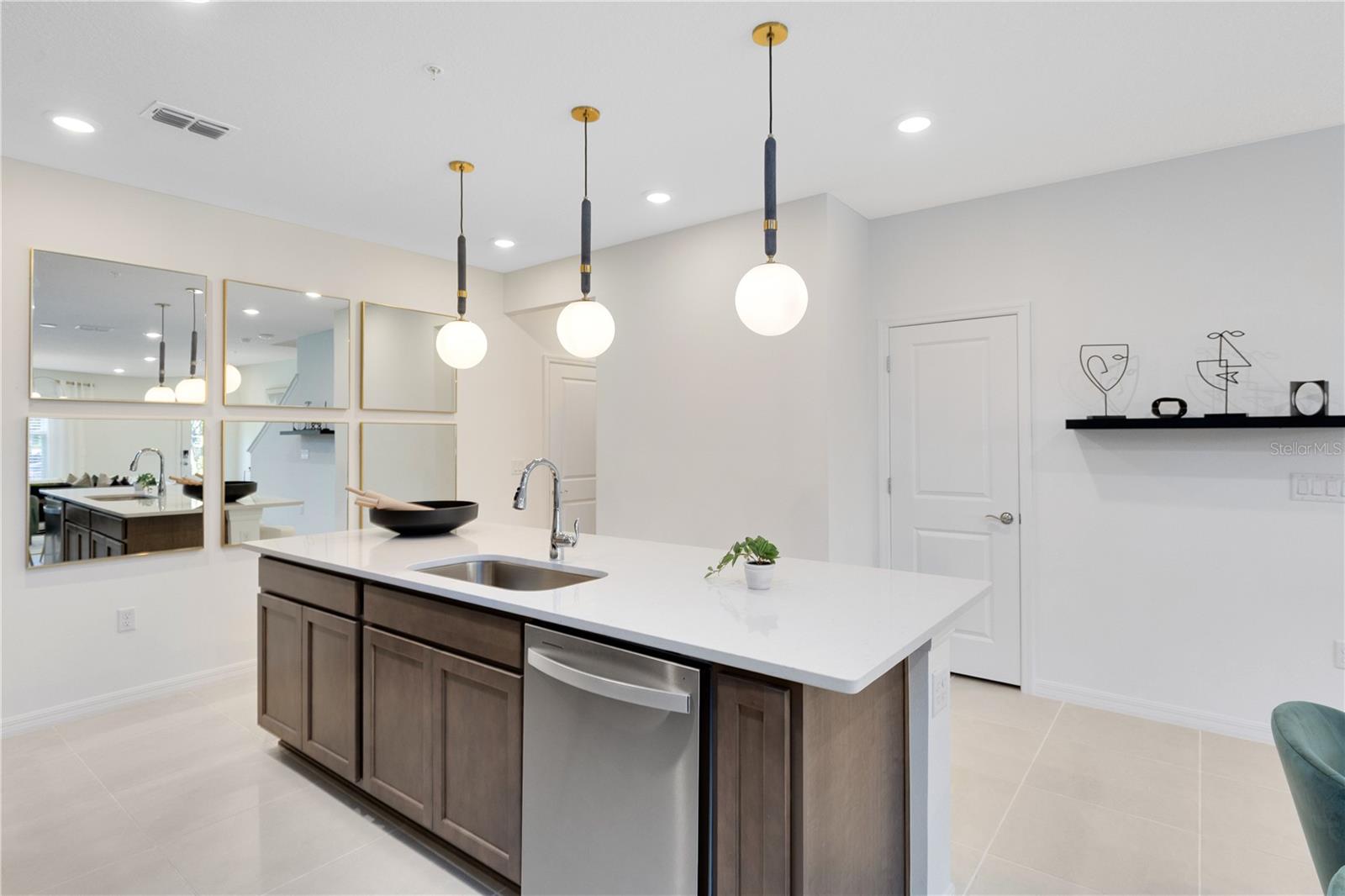 Image 10 of 31 For 11406 Nona Sound Street