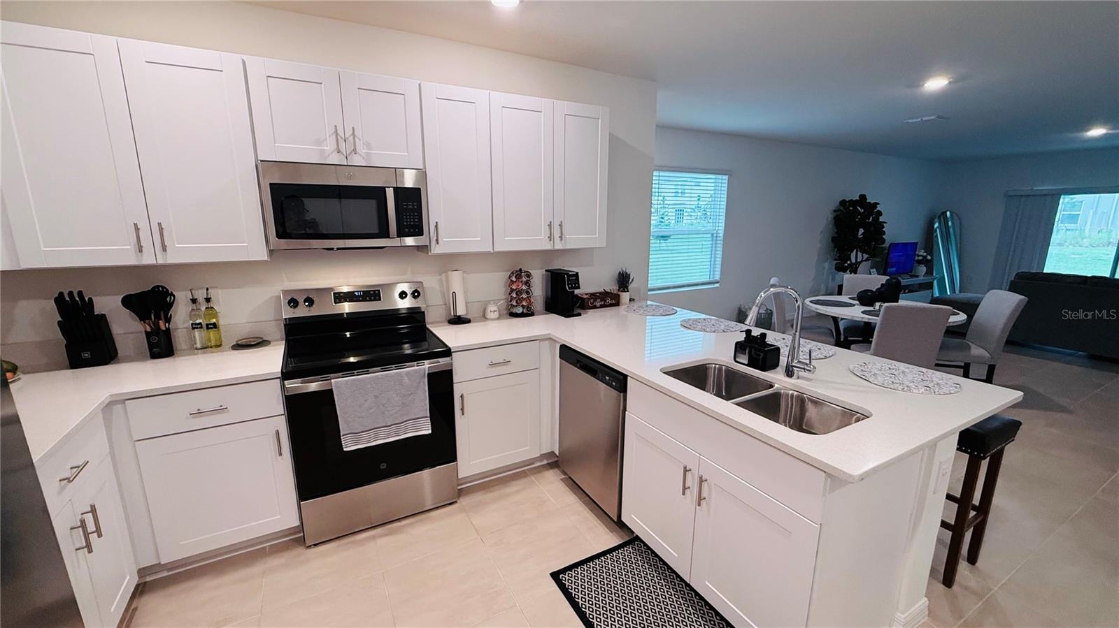 Image 12 of 35 For 5766 Le Marin Way