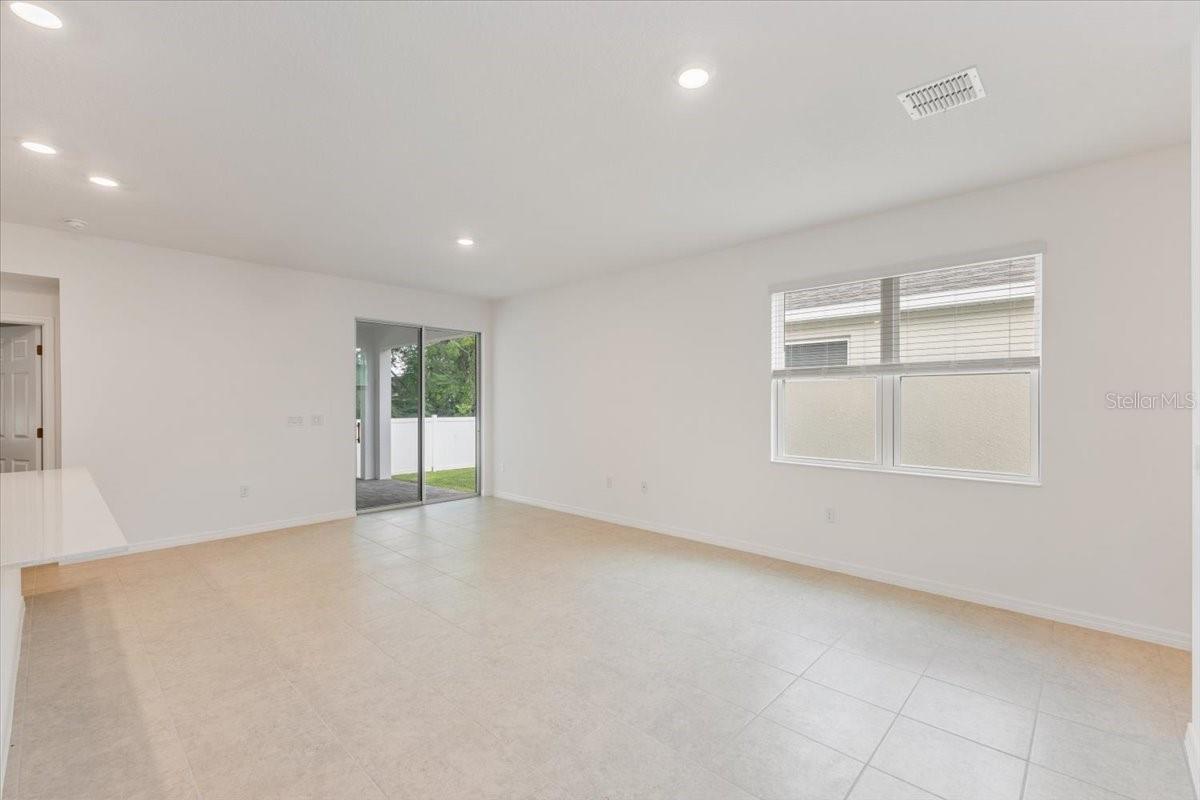 Image 12 of 18 For 243 Fredericksburg Avenue