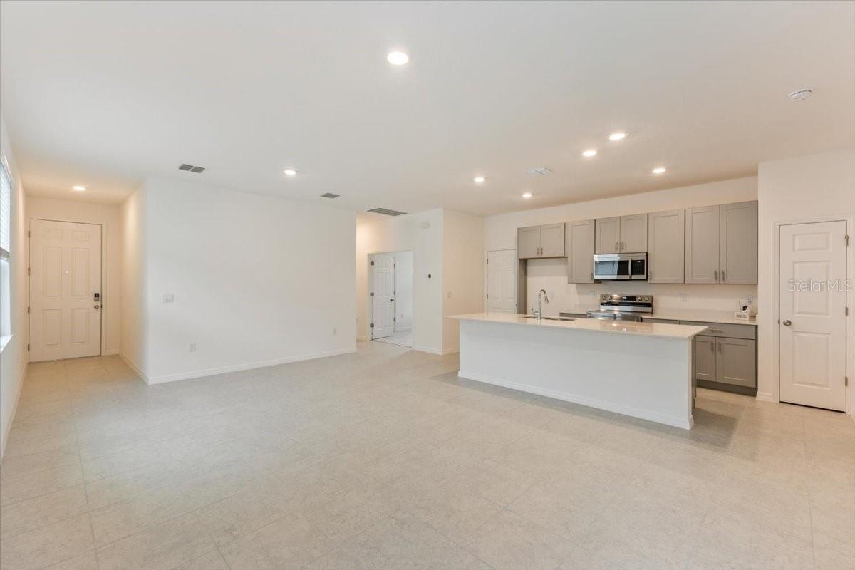 Image 16 of 18 For 243 Fredericksburg Avenue