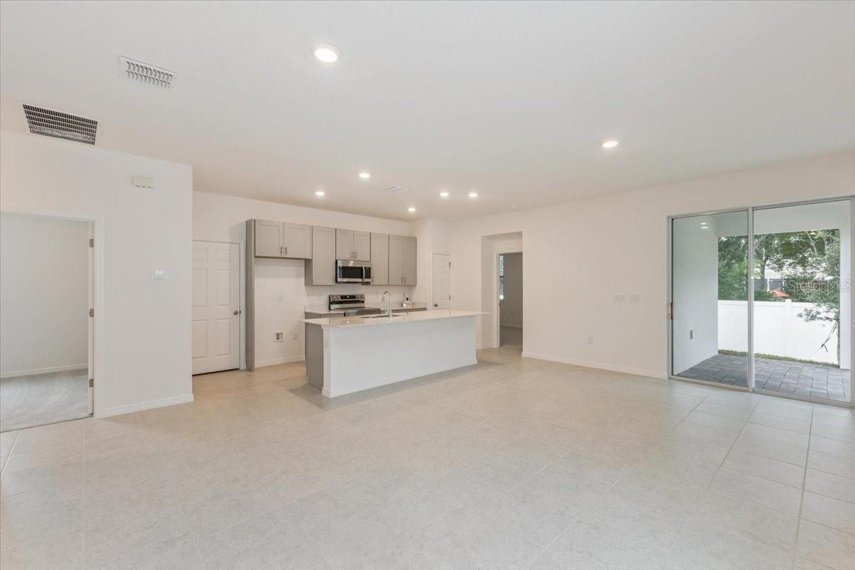 Image 2 of 18 For 243 Fredericksburg Avenue