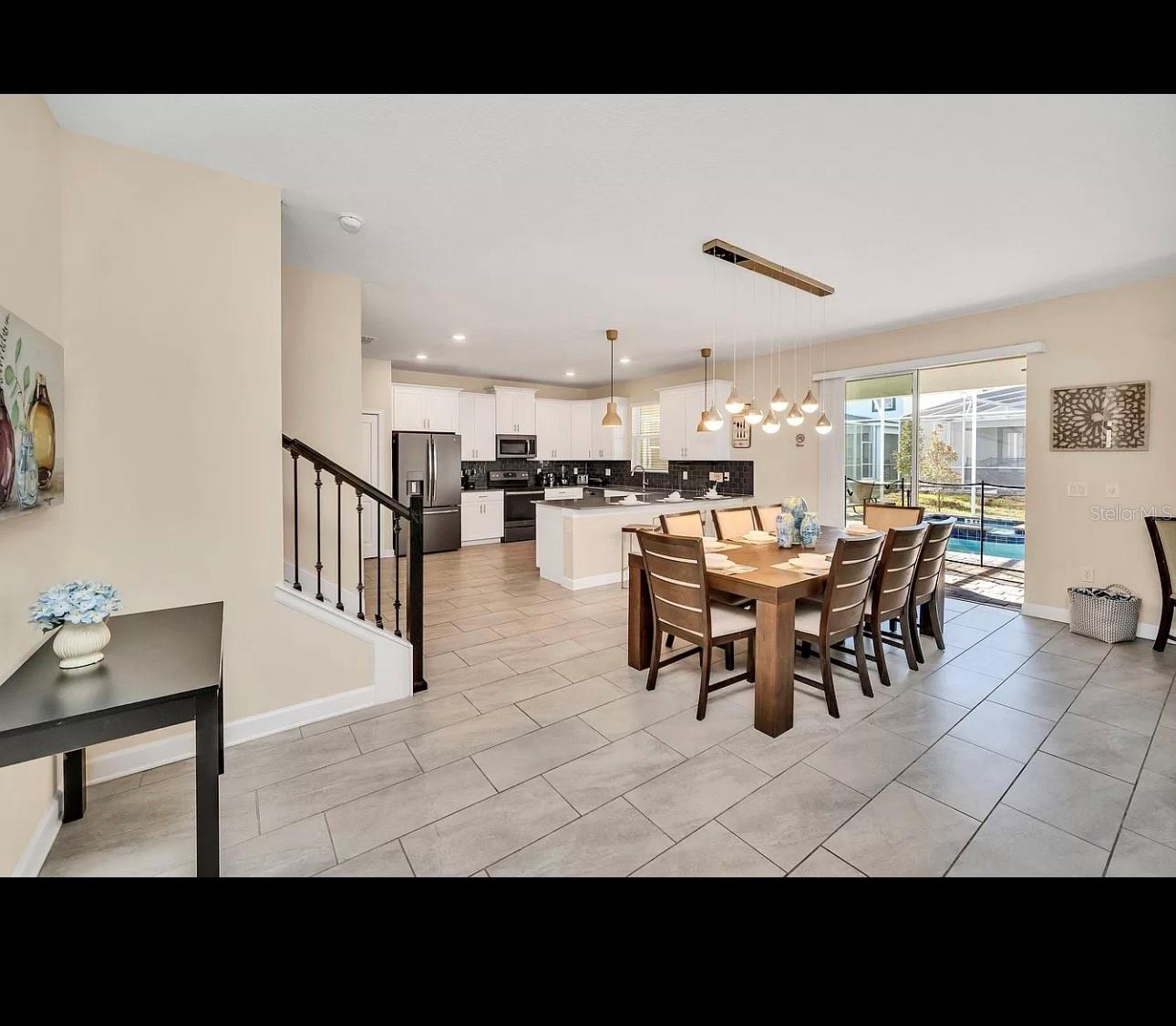 Image 2 of 43 For 740 Drop Shot Drive