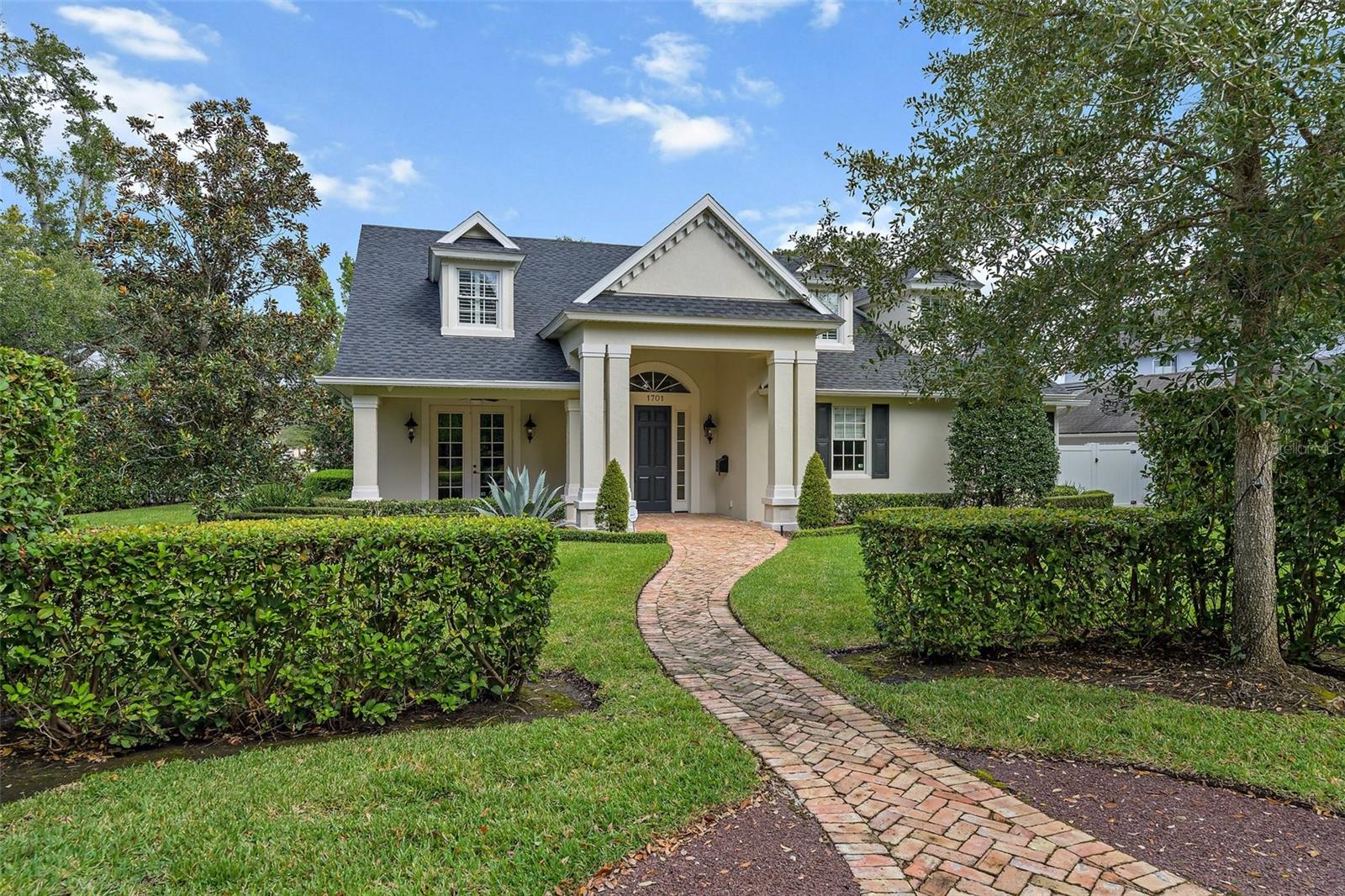 Image 2 of 52 For 1701 Walnut Avenue