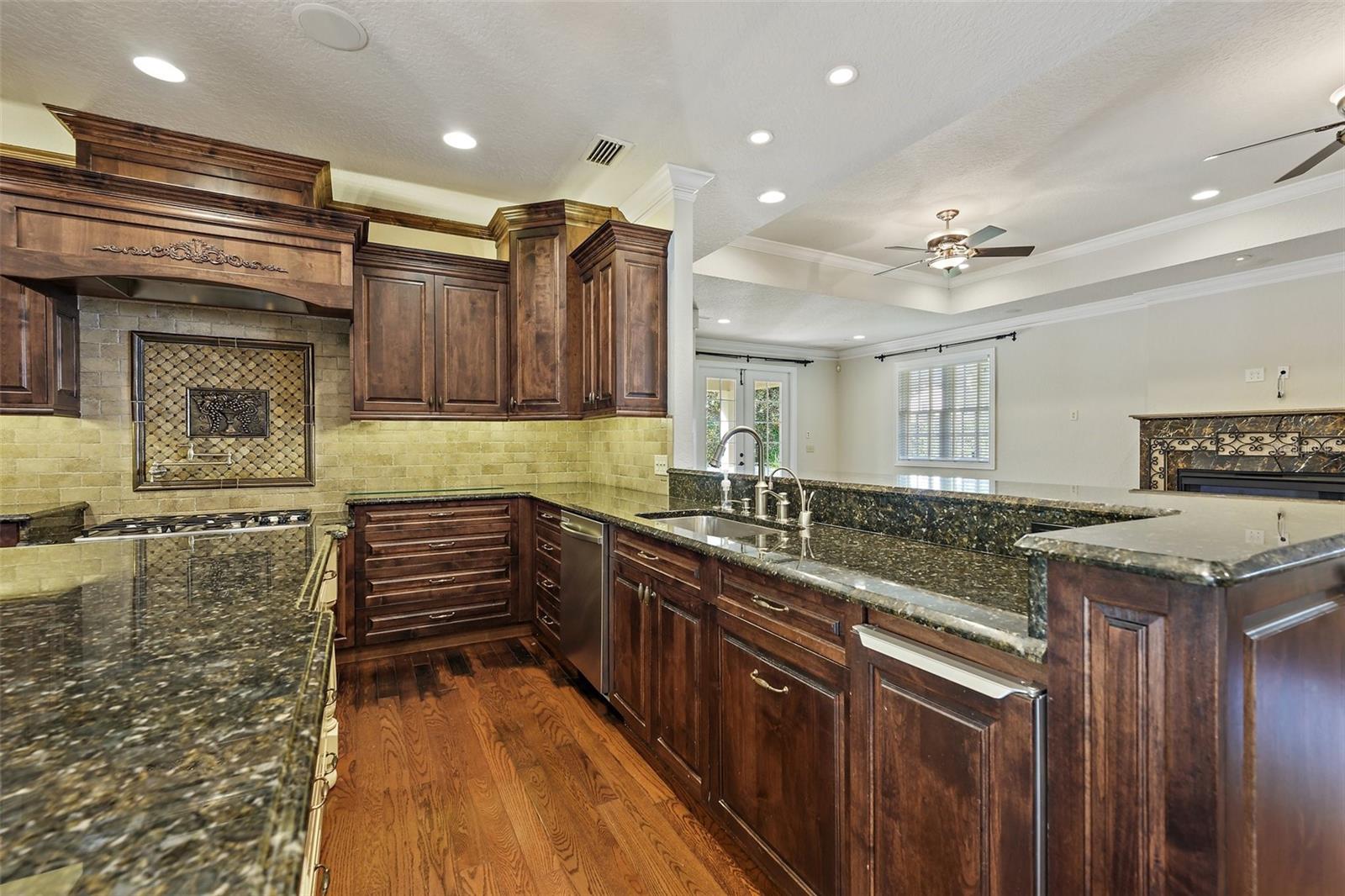 Image 30 of 52 For 1701 Walnut Avenue