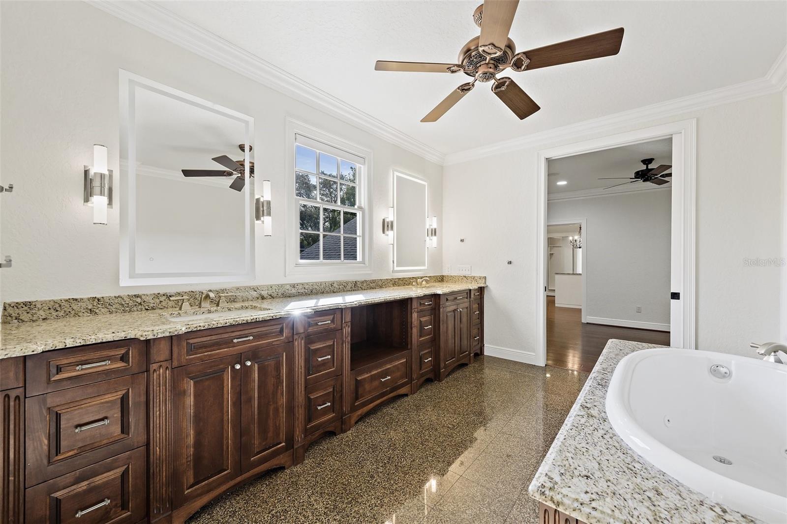 Image 39 of 52 For 1701 Walnut Avenue