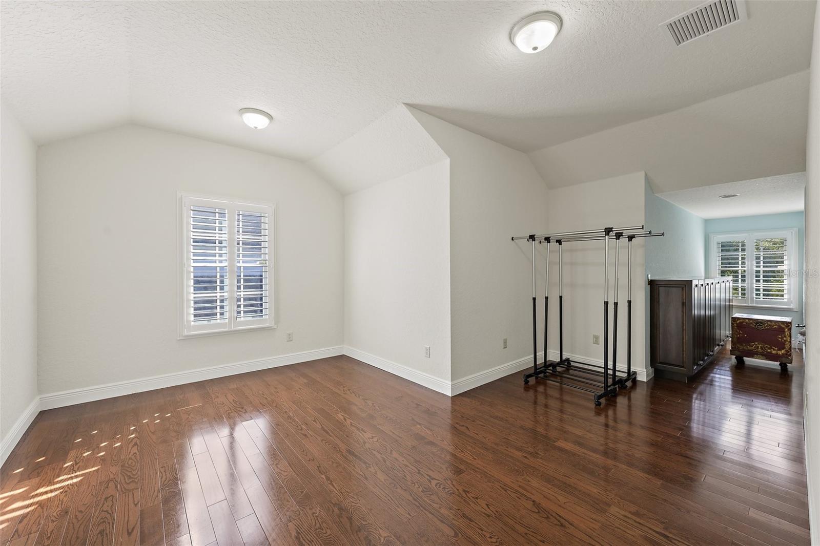 Image 47 of 52 For 1701 Walnut Avenue