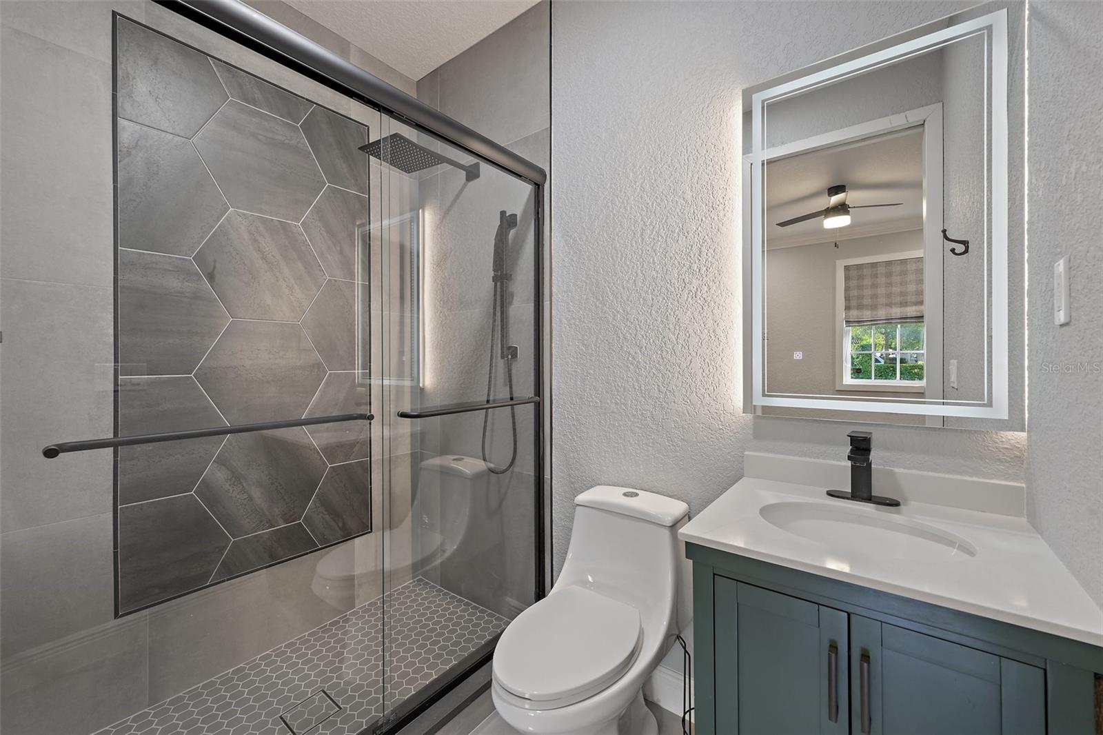 Image 52 of 52 For 1701 Walnut Avenue