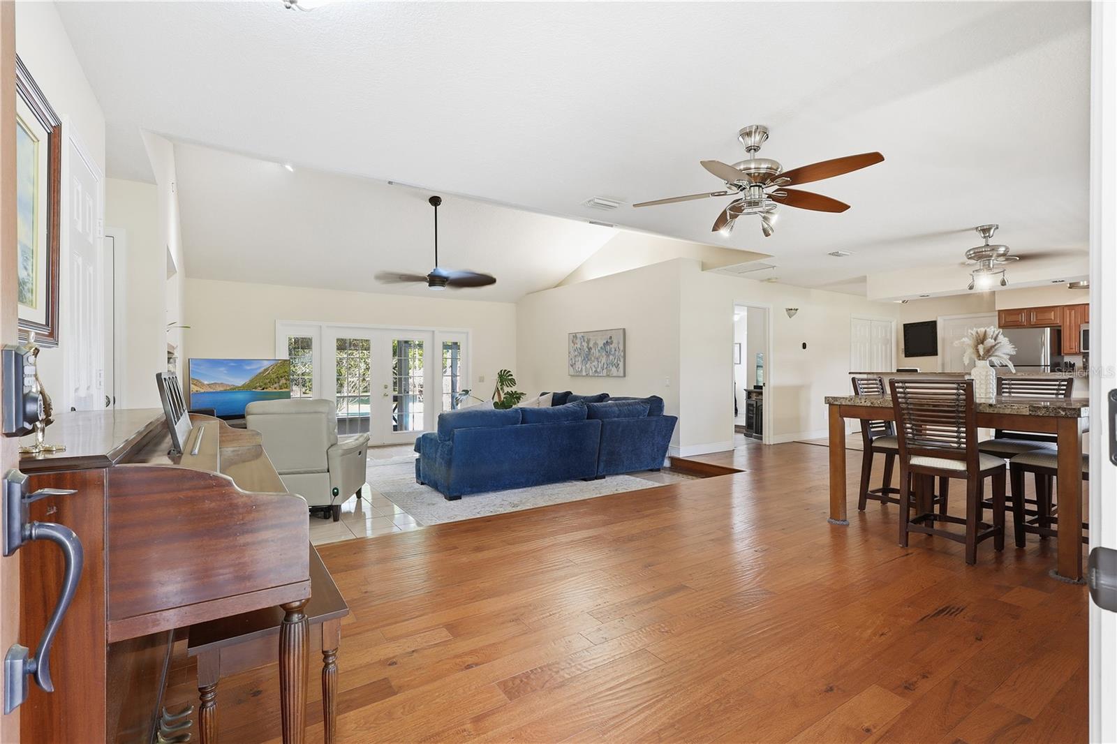 Listing photo id 5 for 1261 Fullers Cross Road