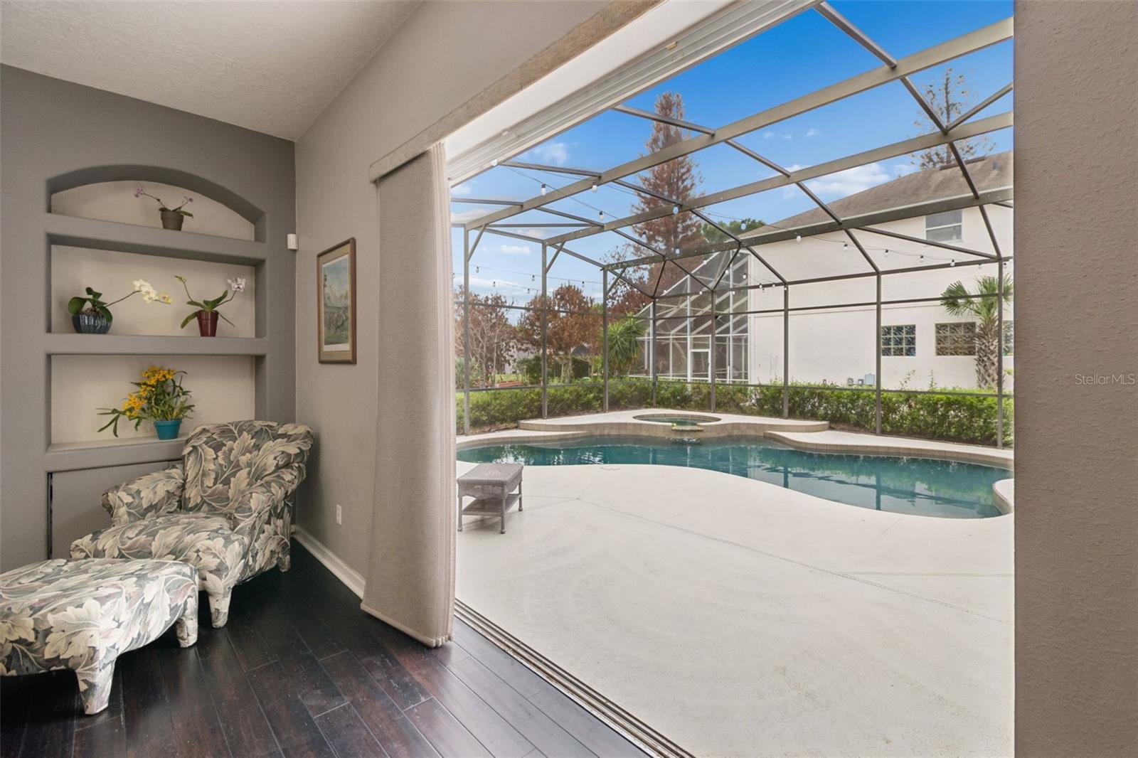 Image 24 of 65 For 10240 Pointview Court