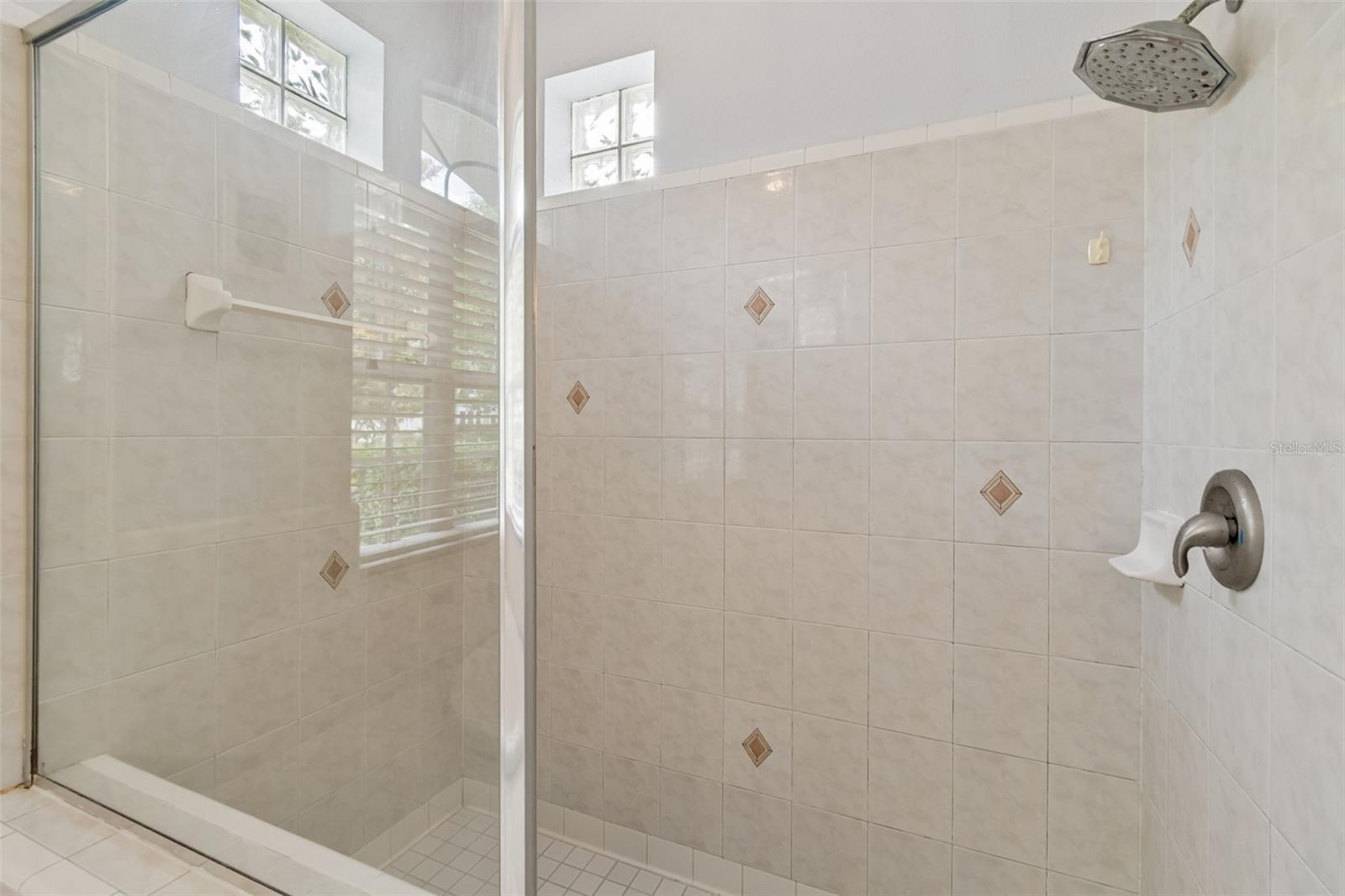 Image 32 of 65 For 10240 Pointview Court