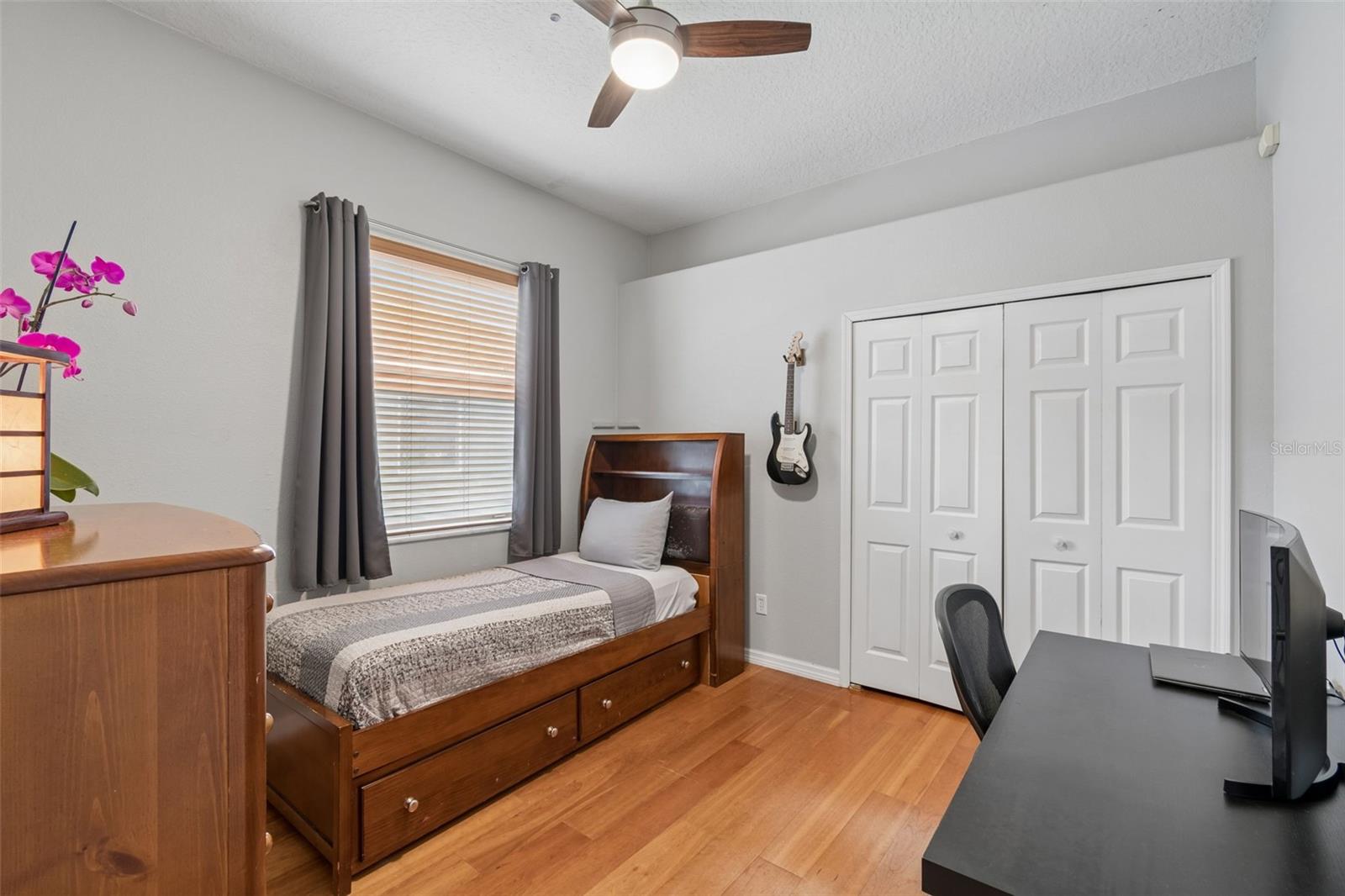 Image 35 of 65 For 10240 Pointview Court