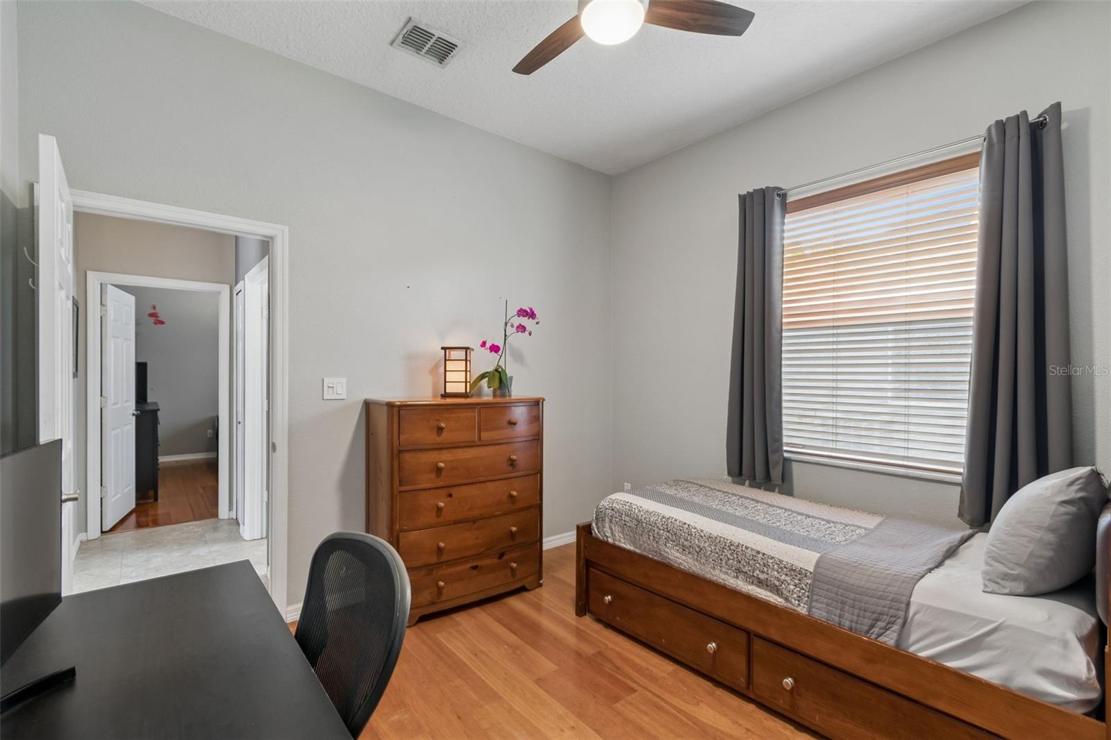 Image 36 of 65 For 10240 Pointview Court