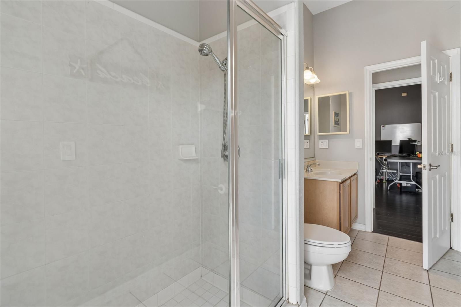 Image 41 of 65 For 10240 Pointview Court