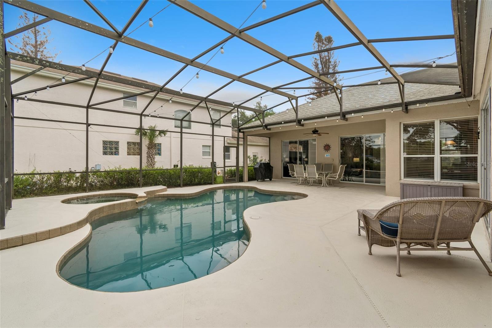 Image 45 of 65 For 10240 Pointview Court