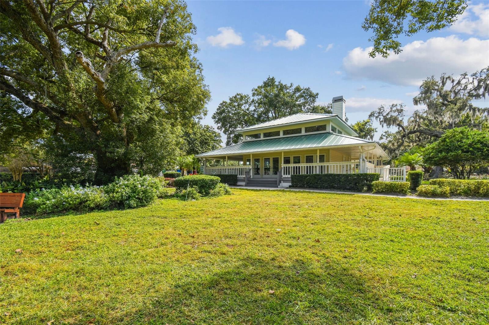 Image 58 of 65 For 10240 Pointview Court