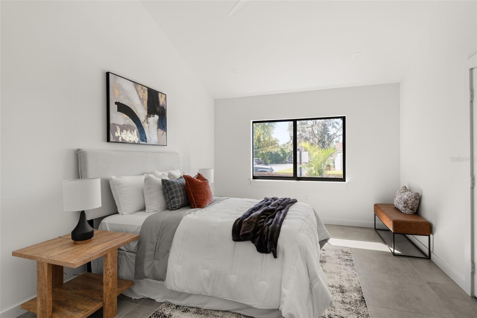 Image 27 of 53 For 870 Carver Street