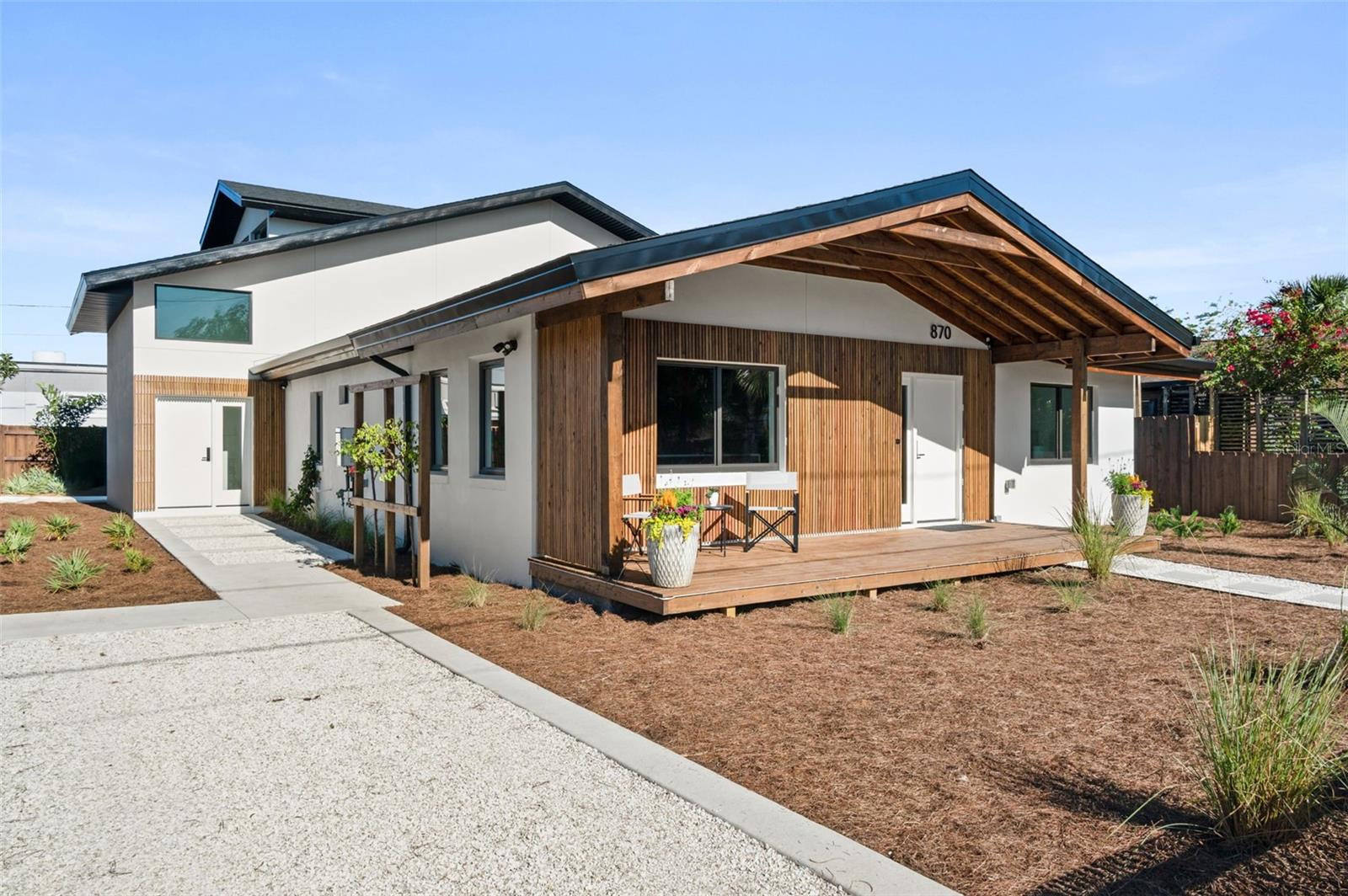 Image 35 of 53 For 870 Carver Street