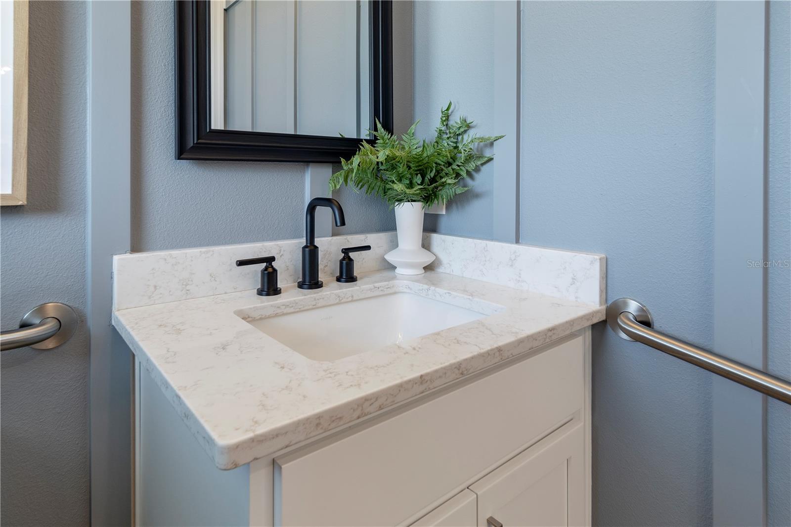 Image 11 of 27 For 209 Station Lane