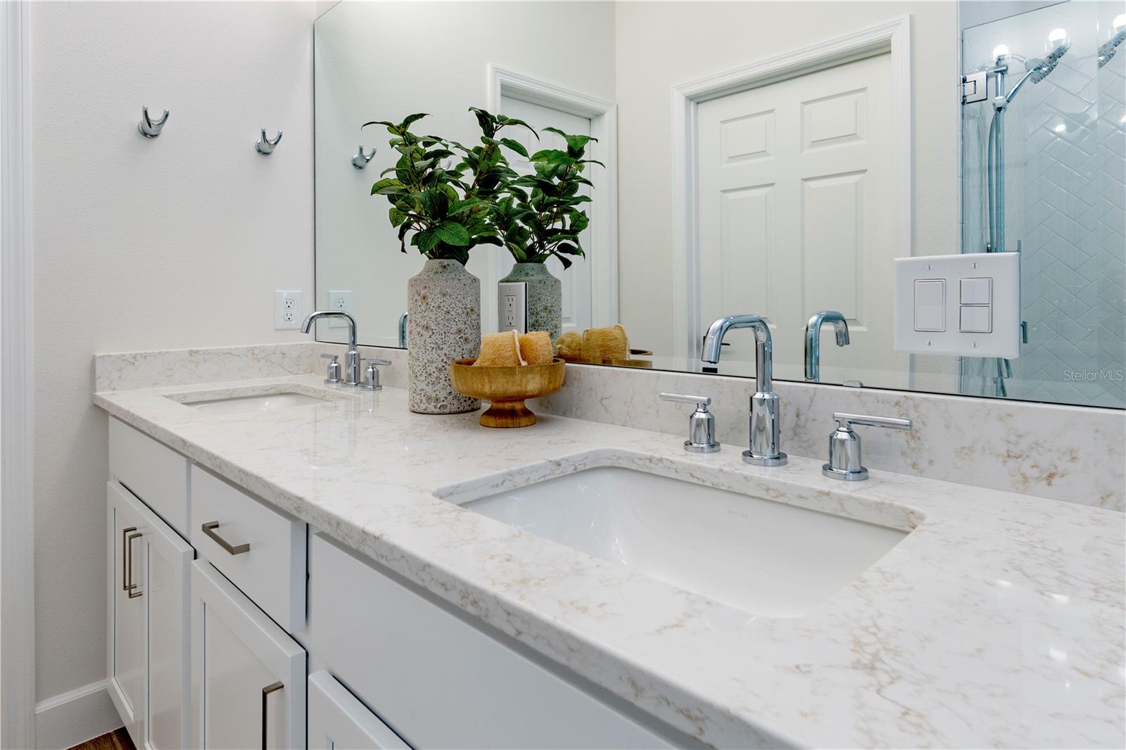 Image 17 of 27 For 209 Station Lane