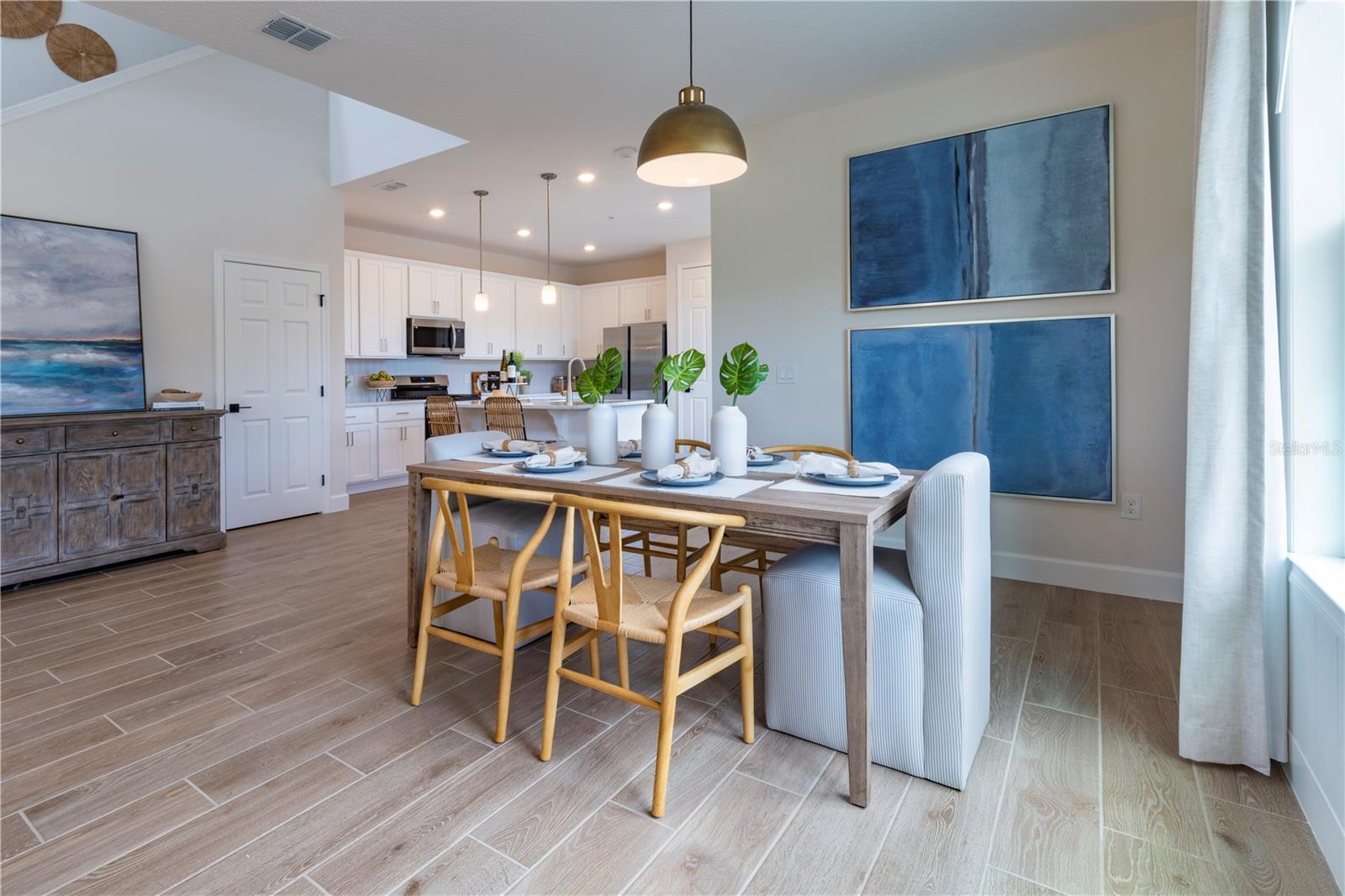 Image 5 of 27 For 209 Station Lane