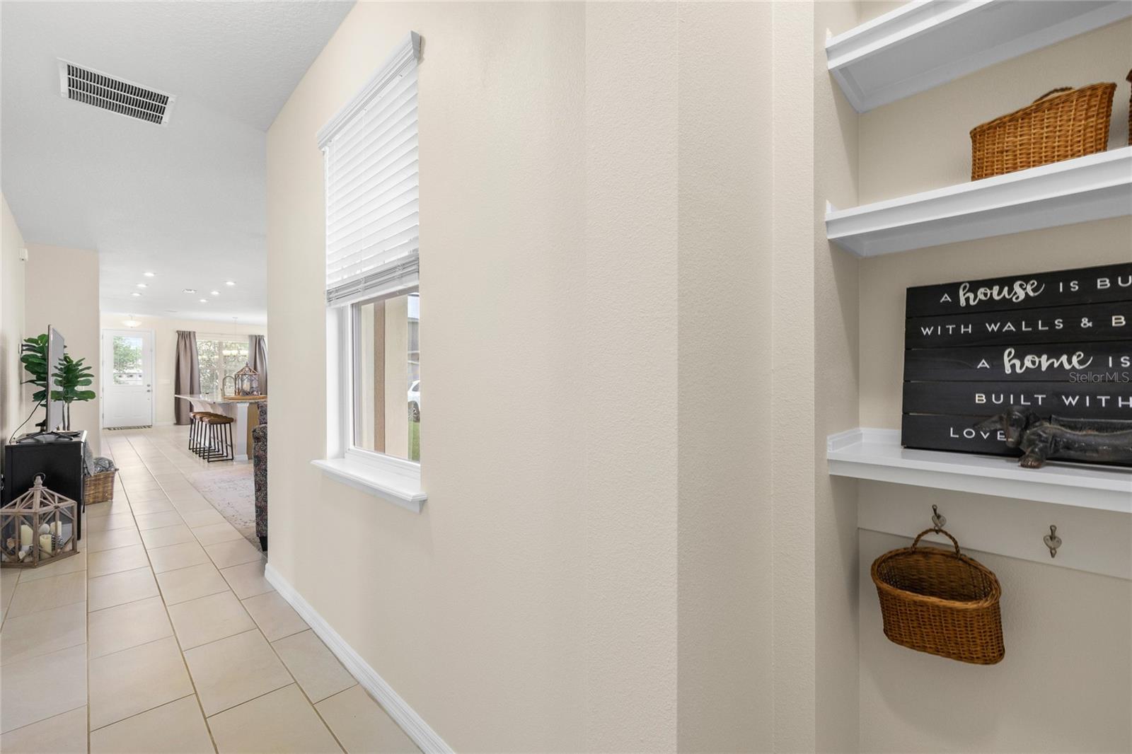 Image 31 of 56 For 16716 Wingspread Loop